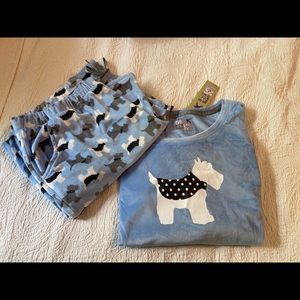 Muk Luk women’s soft winter pjs set